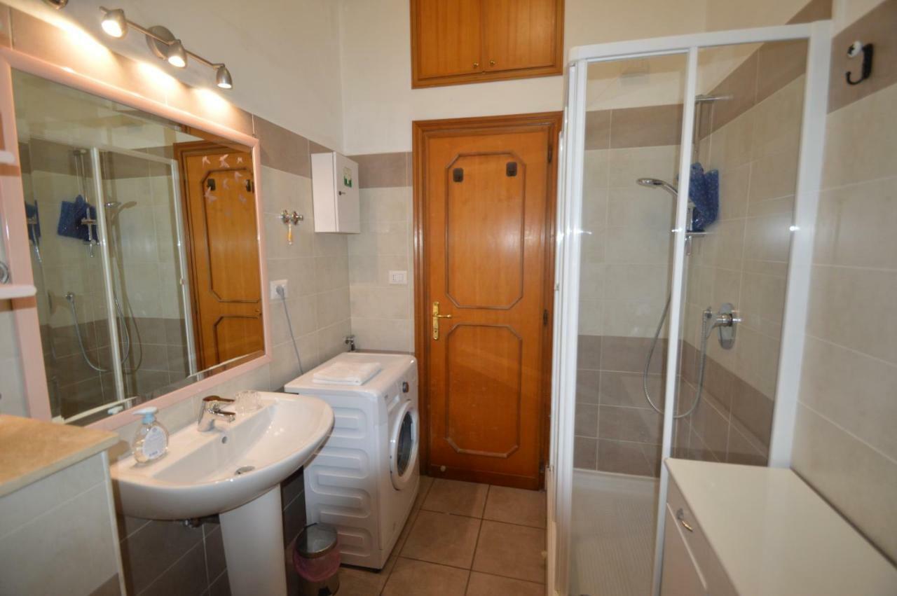 Casa Vacanze Zio Gionni Рим Екстериор снимка